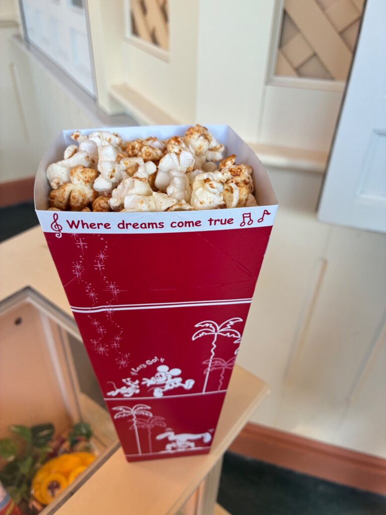 ポップコーンワゴンの写真