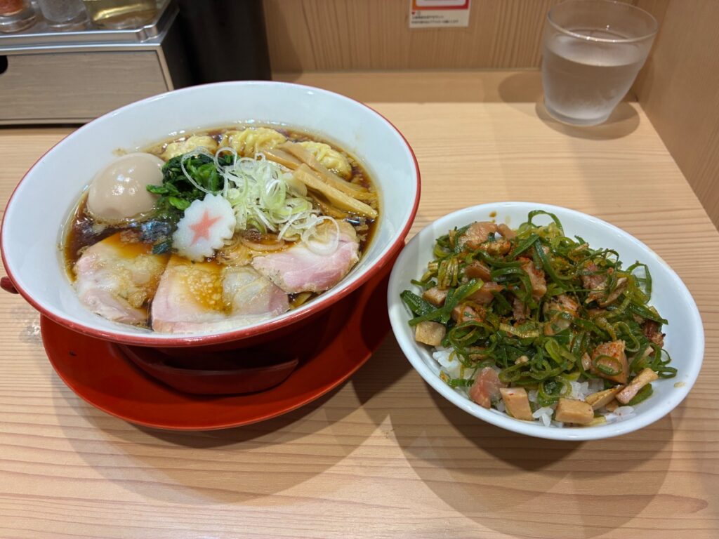 横濱中華そば 上星商店の写真
