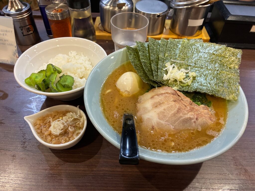 横浜家系らーめん侍 渋谷本店の写真