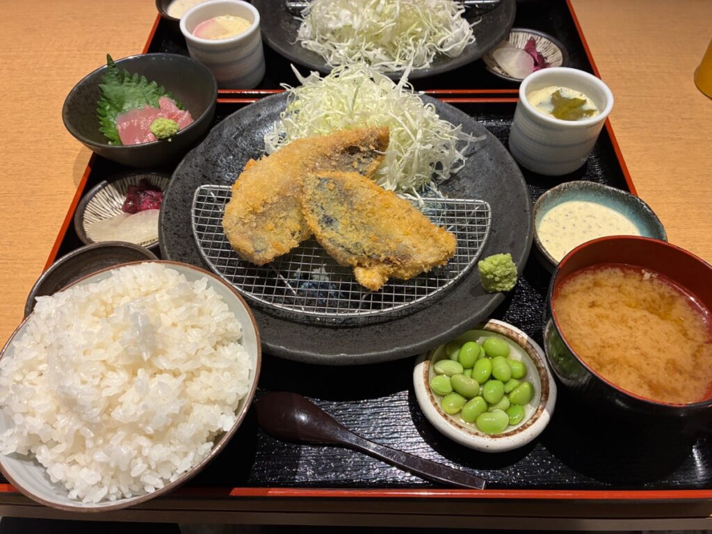 湘南アジフライ あらたの写真